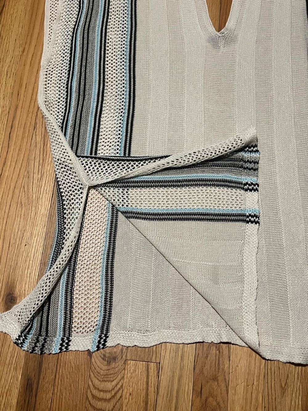 Coco Carmen Coastal Knit Poncho Cover-Up - One Size - Great Condition - Picture 4 of 8